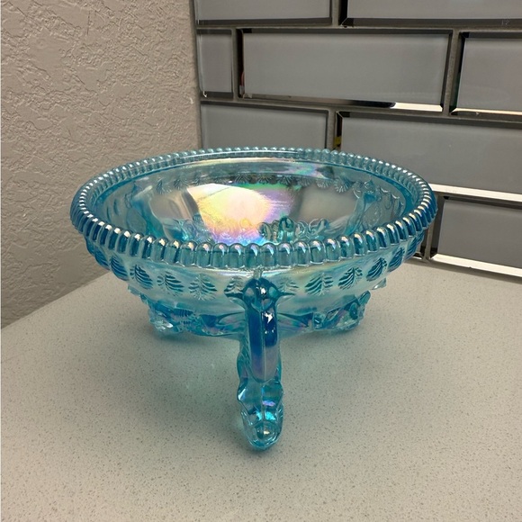 Vintage Westmoreland Argonaut Shell Brandywine Blue Opalescent Candy Dish - Picture 4 of 13